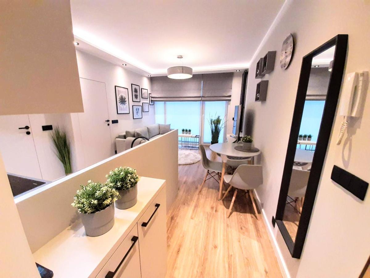 Apartamento Beautiful Days In Lodz Exterior foto